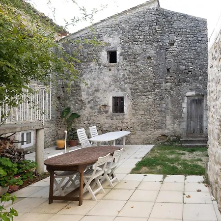 Chez L'oncle * Gras
