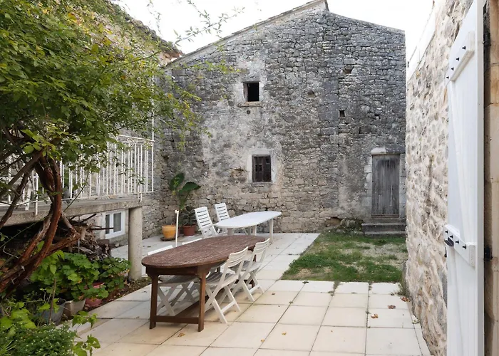 Holiday home Chez L'oncle Gras